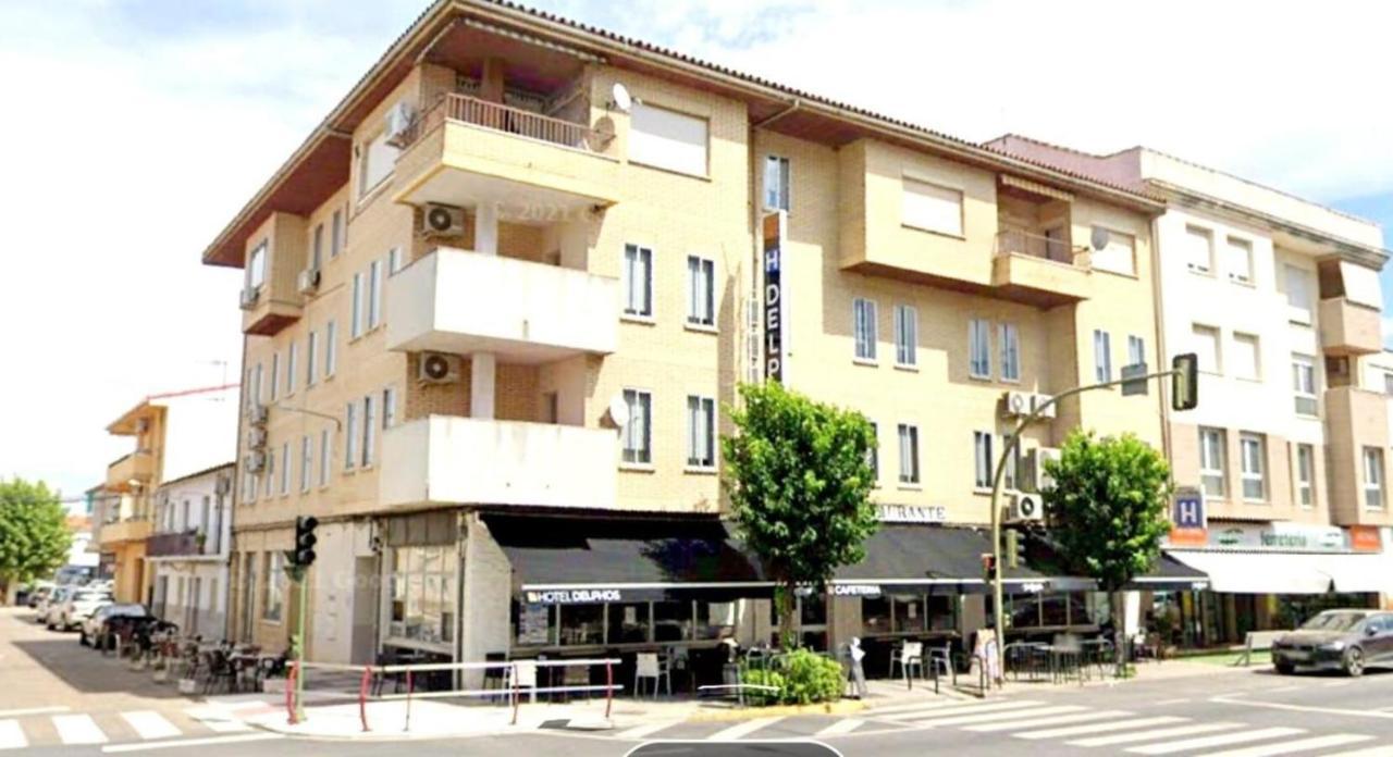 Hotel Delphos Moraleja Luaran gambar