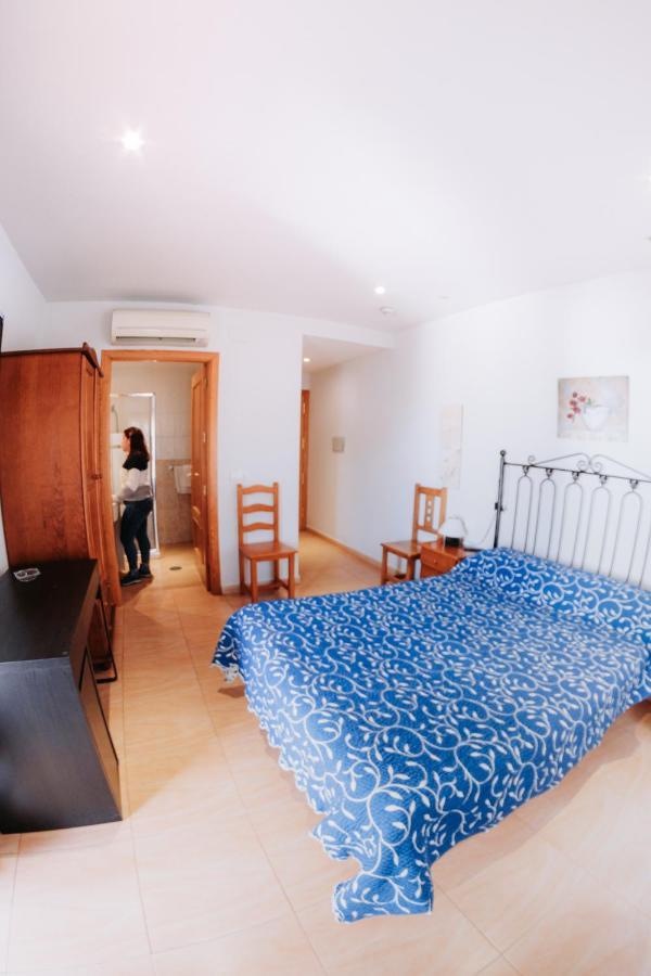 Hotel Delphos Moraleja Luaran gambar